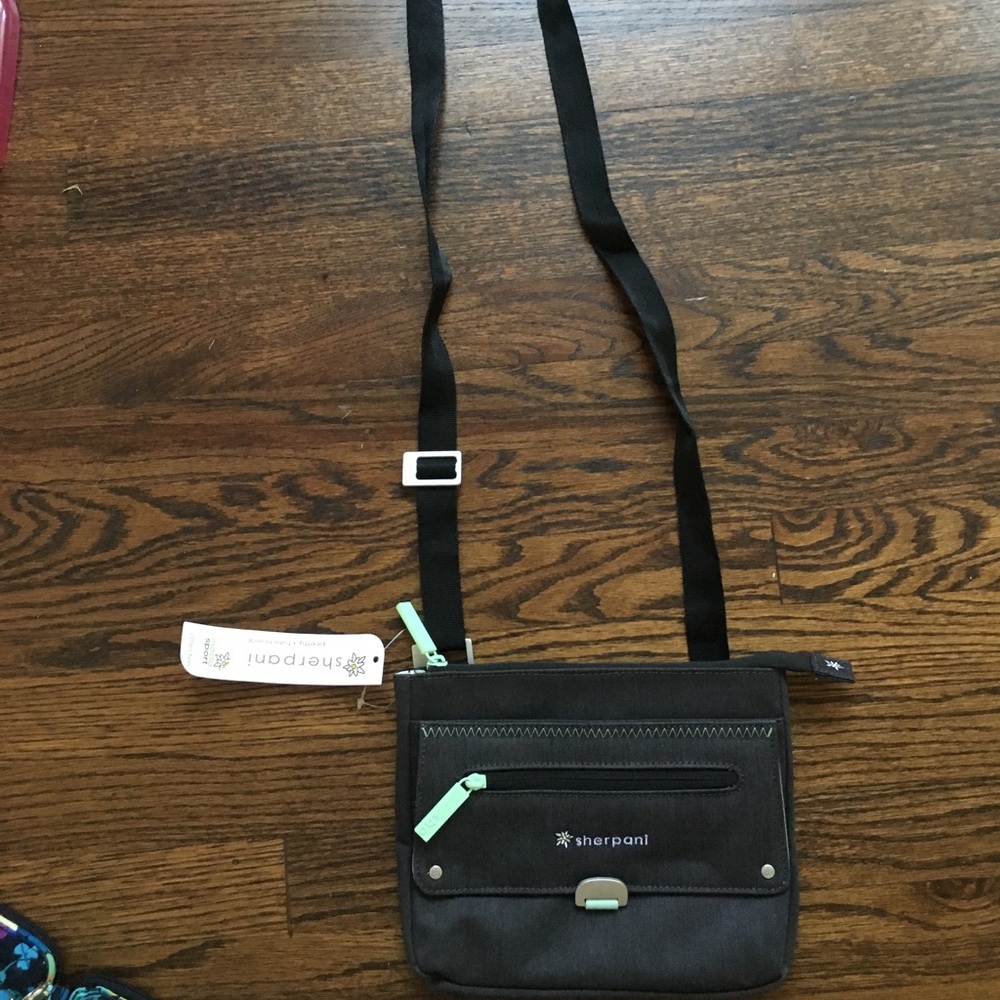 Sherpani cross body travel purse